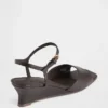 Sandalen mit Keilabsatz aus veganem Leder