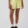 Schnelltrocknende Laufshorts für Kinder mit Schmetterlingssaum