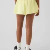 Schnelltrocknende Laufshorts für Kinder mit Schmetterlingssaum