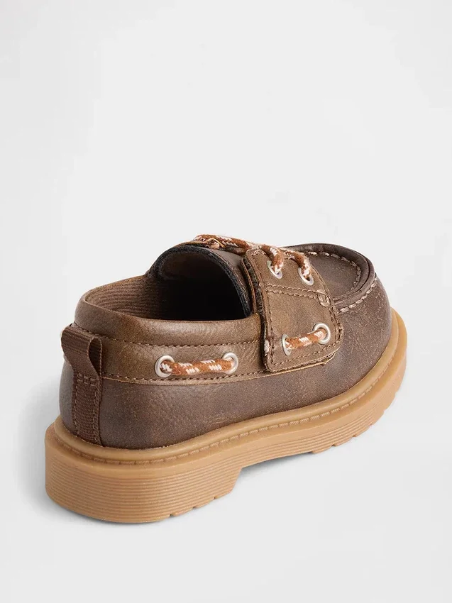 Schuhe für Kleinkinder aus veganem Leder