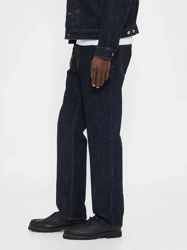 Schwere, locker sitzende Straight-Jeans