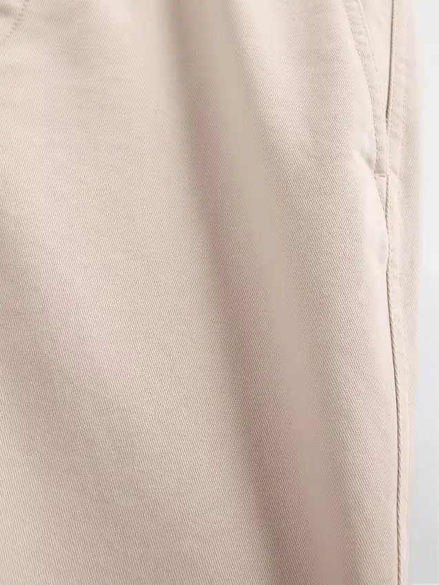 Schwere Twill-Khakihose in lockerer, gerader Passform
