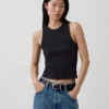 Schweres Tanktop mit Rippbündchen und Neckholder-Ausschnitt