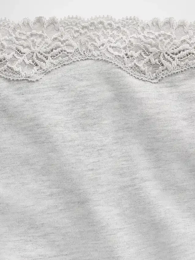 Shorty aus Bio-Stretch-Baumwolle mit Spitzenbesatz