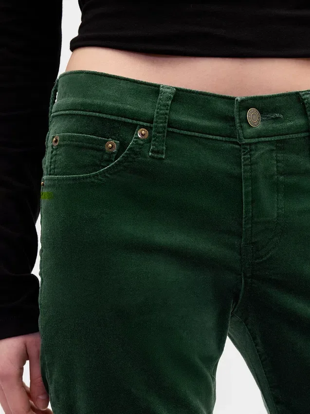 Slim-Straight-Hose aus Samt im 90er-Jahre-Stil mit niedriger Leibhöhe