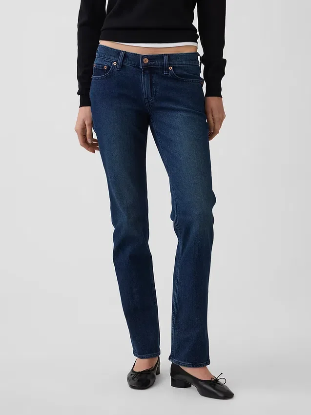 Slim-Straight-Jeans im 90er-Jahre-Stil mit niedriger Leibhöhe