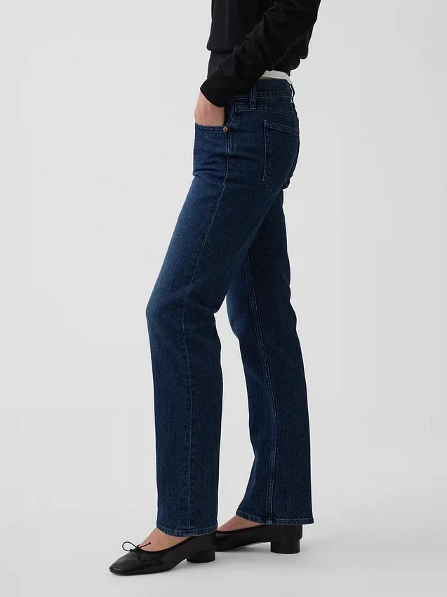 Slim-Straight-Jeans im 90er-Jahre-Stil mit niedriger Leibhöhe