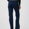 Slim-Straight-Jeans im 90er-Jahre-Stil mit niedriger Leibhöhe