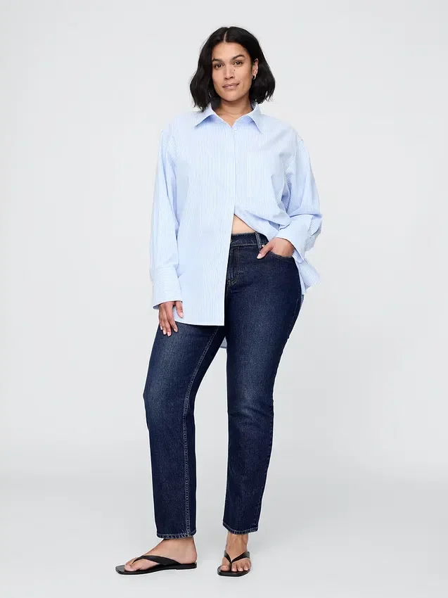 Slim-Straight-Jeans im 90er-Jahre-Stil mit niedriger Leibhöhe