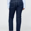 Slim-Straight-Jeans im 90er-Jahre-Stil mit niedriger Leibhöhe