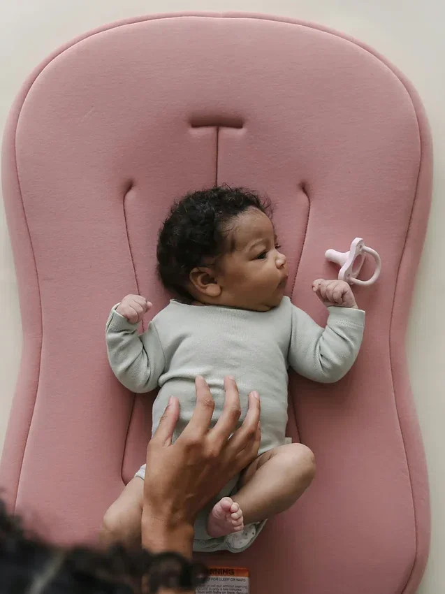 Snuggle Me Baby-Liege „Curve“