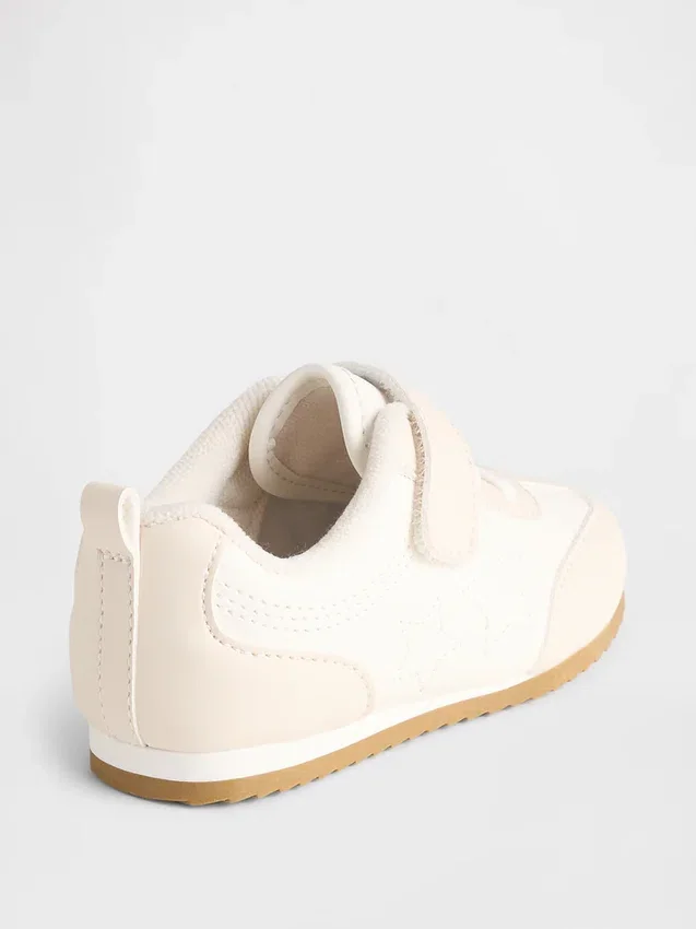 Star-Sneaker für Kleinkinder