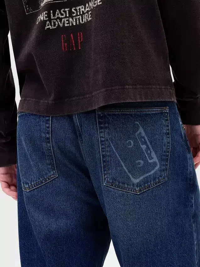 „Stranger Things“ Extra-Baggy-Jeans für Erwachsene mit Flanellfutter