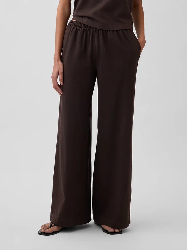 Strickhose mit weitem Bein
