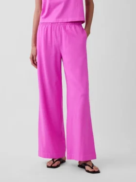 Strickhose mit weitem Bein