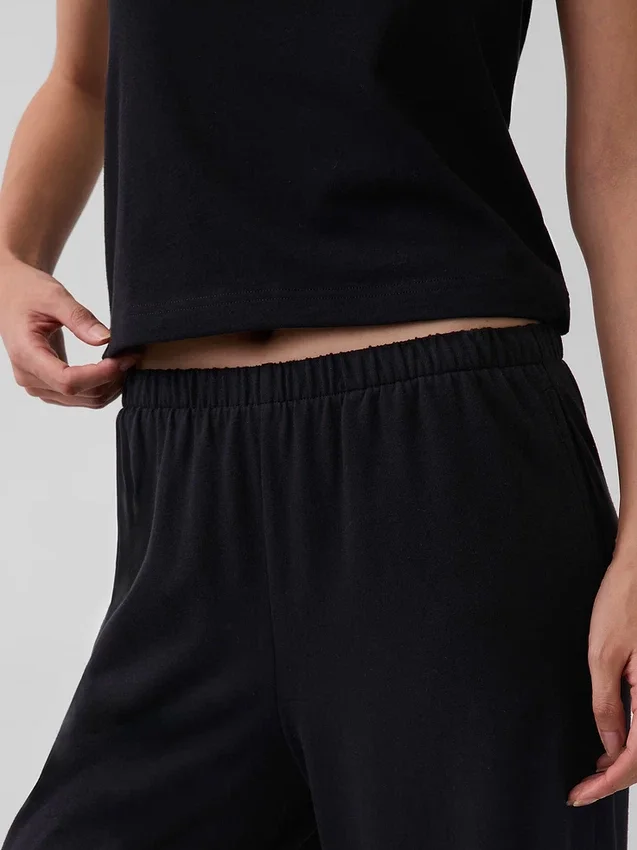 Strickhose mit weitem Bein