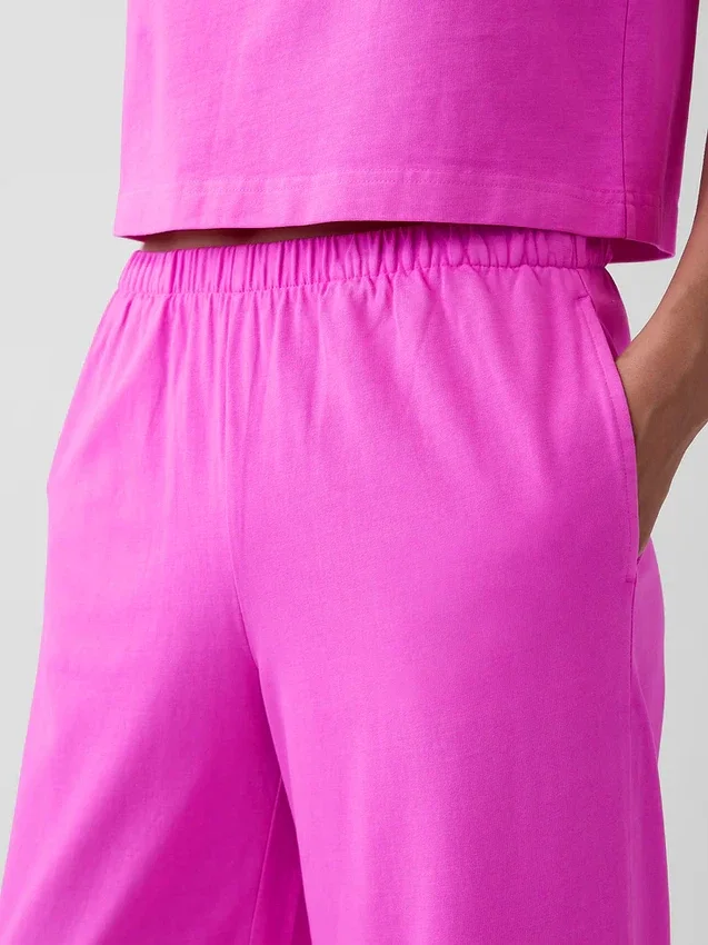 Strickhose mit weitem Bein