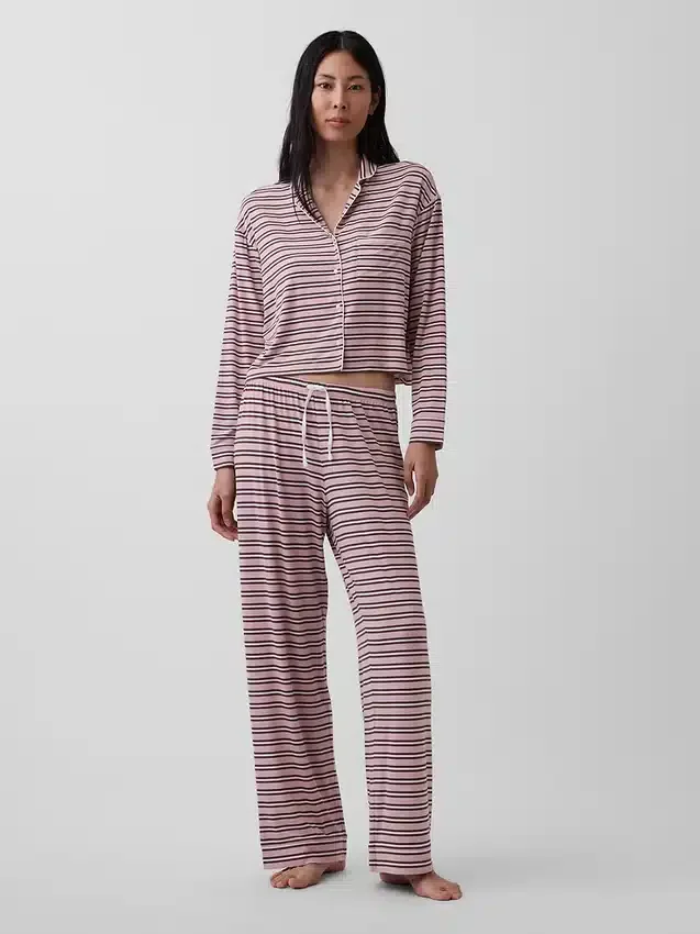Superweiches Modal-Pyjama-Oberteil in Cropped-Länge