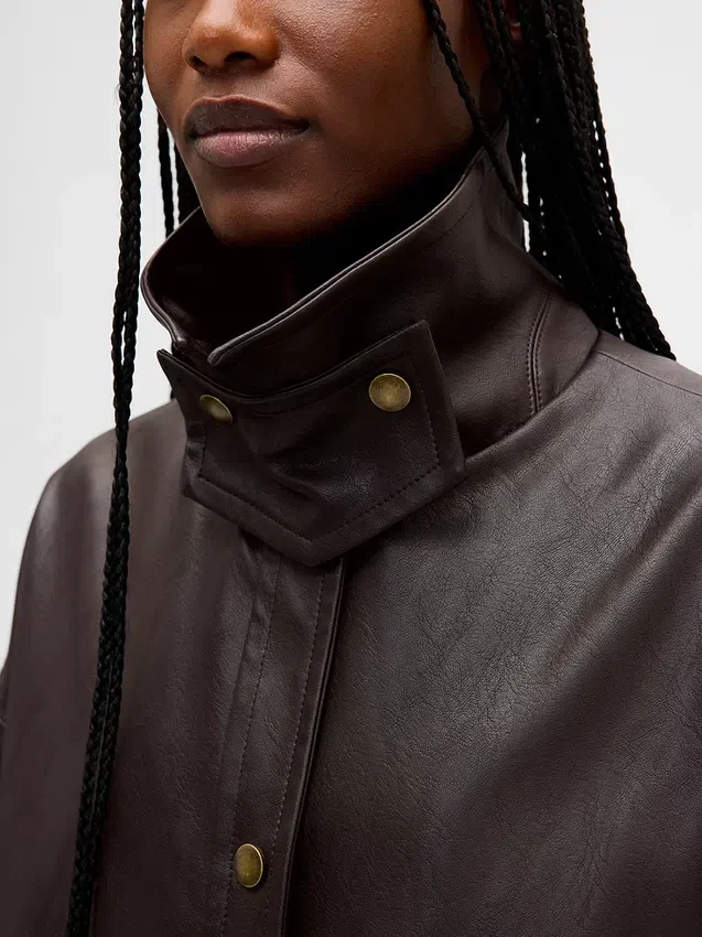 Swing-Jacke aus veganem Leder