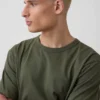 T-Shirt in lockerer Passform