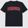 T-Shirt mit dem „Arch Logo“ der Fairfield University als sekundärem Motiv