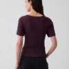 T-Shirt mit geripptem Rundhalsausschnitt