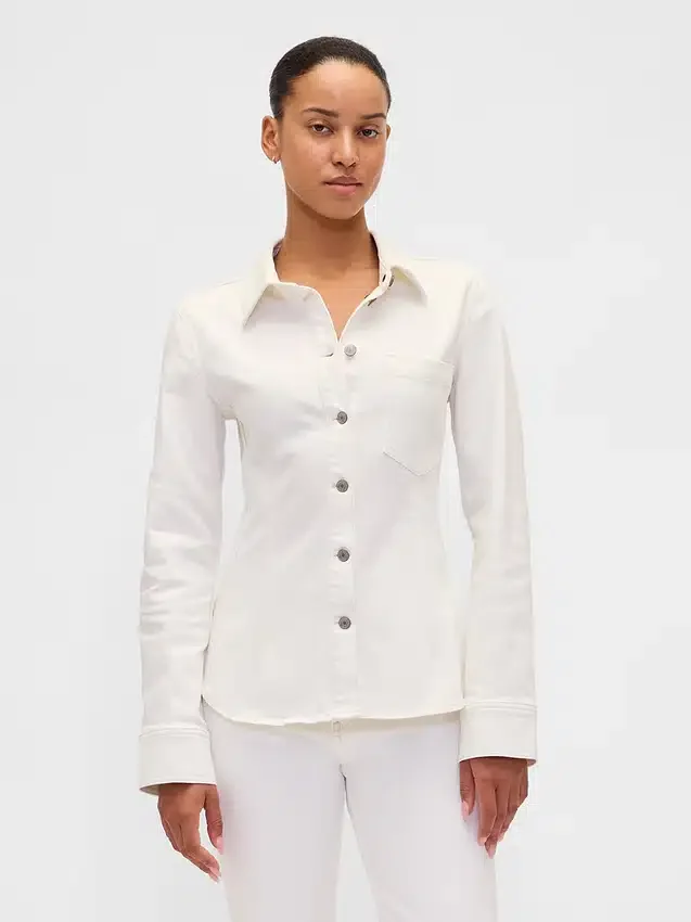 Tailliertes Jeanshemd