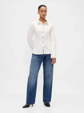 Tailliertes Jeanshemd