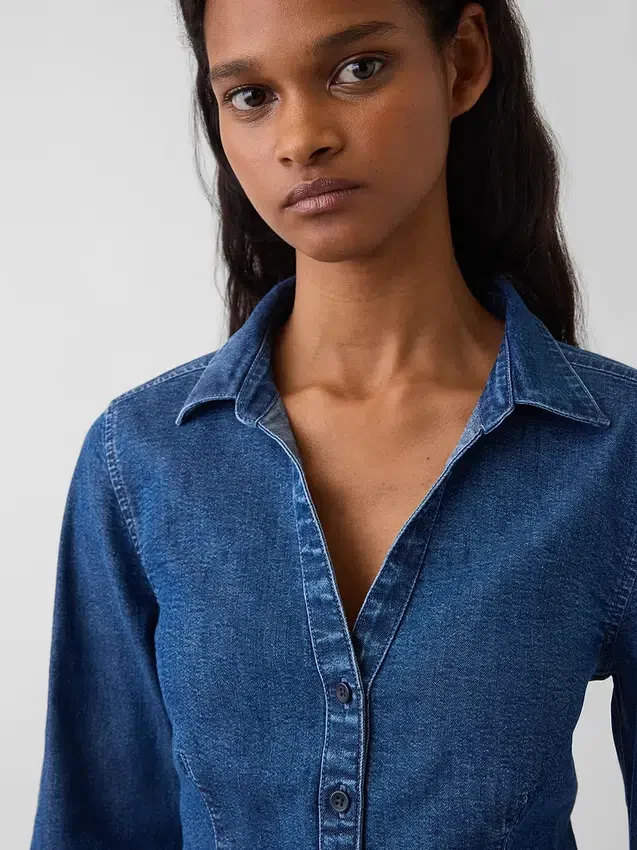 Tailliertes Jeanshemd