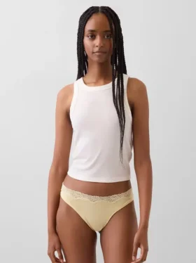 Tanga aus Bio-Stretch-Baumwolle mit Spitzenbesatz