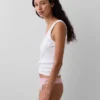 Tanga aus Bio-Stretch-Baumwolle mit Spitzenbesatz