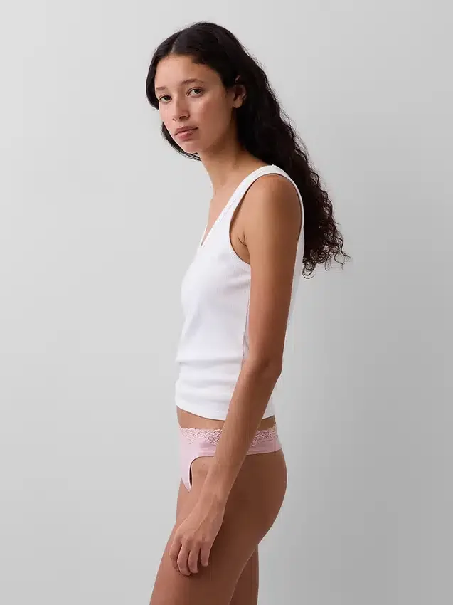 Tanga aus Bio-Stretch-Baumwolle mit Spitzenbesatz