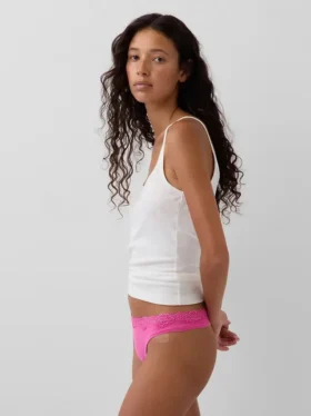 Tanga aus Bio-Stretch-Baumwolle mit Spitzenbesatz