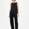 Tanktop mit U-Boot-Ausschnitt