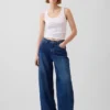 Tief sitzende, extra weite Jeans