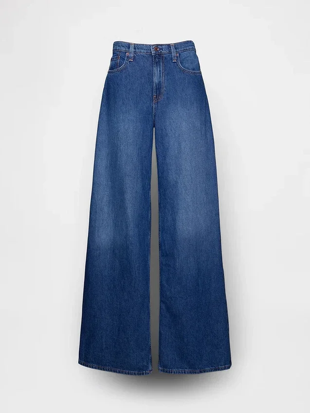 Tief sitzende, extra weite Jeans