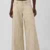 Tief sitzende, extra weite Jeans mit Streifenmuster