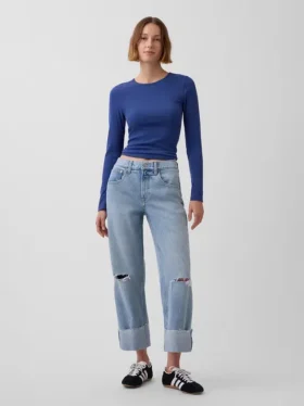 Tief sitzende, locker sitzende Crop-Jeans