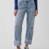 Tief sitzende, locker sitzende Crop-Jeans
