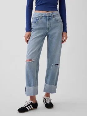 Tief sitzende, locker sitzende Crop-Jeans