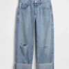 Tief sitzende, locker sitzende Crop-Jeans