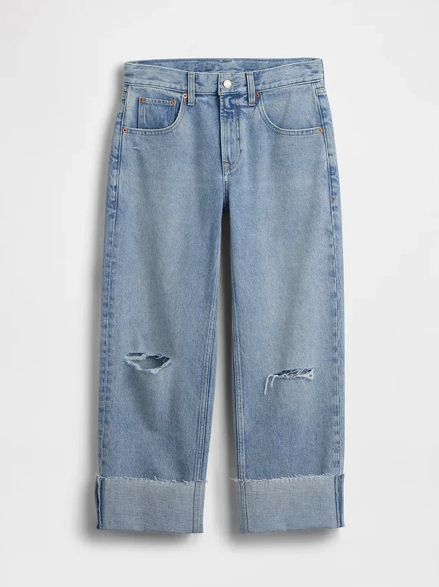 Tief sitzende, locker sitzende Crop-Jeans