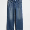 Tief sitzende, locker sitzende Crop-Jeans
