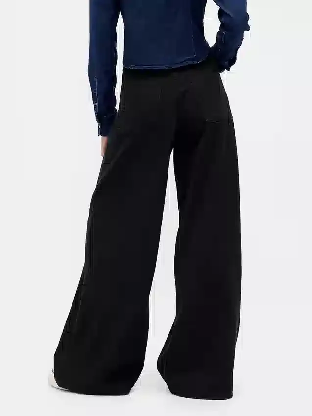 Tief sitzende, ultraweiche, extra weite Jeans