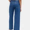 Tief sitzende, ultraweiche, locker sitzende Crop-Jeans