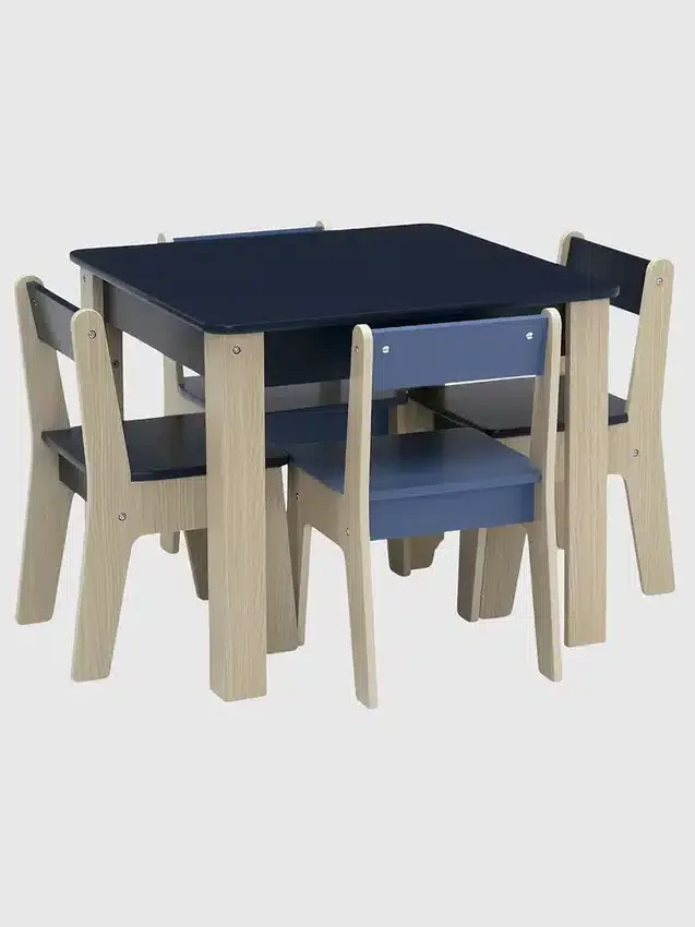 Tisch- und Stuhlset für Kleinkinder