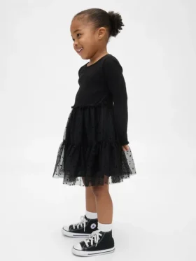 Tüllkleid aus verschiedenen Materialien für Baby & Kleinkind