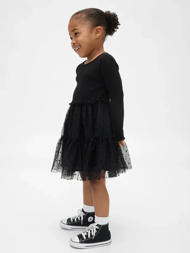 Tüllkleid aus verschiedenen Materialien für Baby & Kleinkind