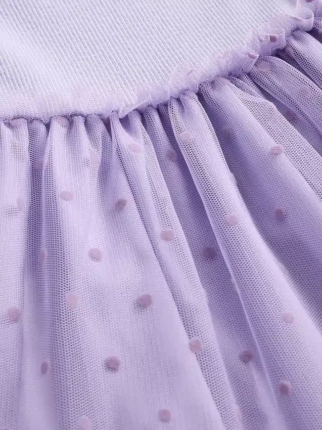 Tüllkleid aus verschiedenen Materialien für Baby & Kleinkind