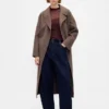 Transparenter Pullover mit hohem Kragen